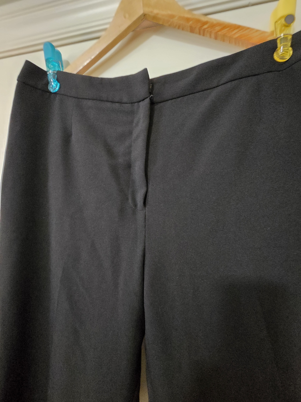 Kasper Black Tailored Women's Dress Trousers - Picture 4 of 8